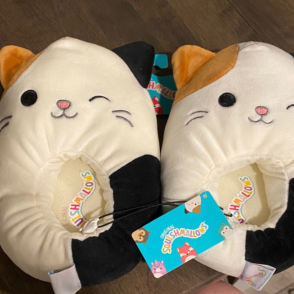 Squishmallows Calico Cat Plush Slippers - Cream, Black, Orange